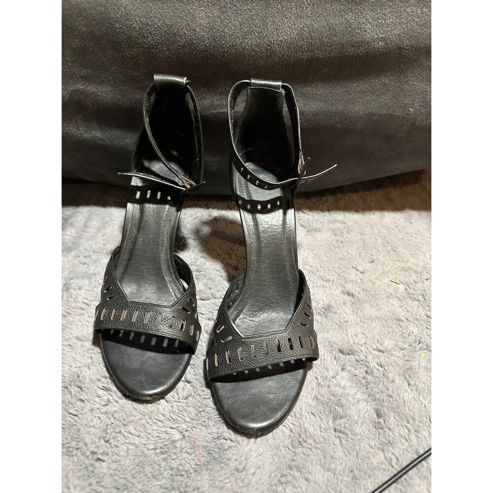Joie Cutout Heel Sandal